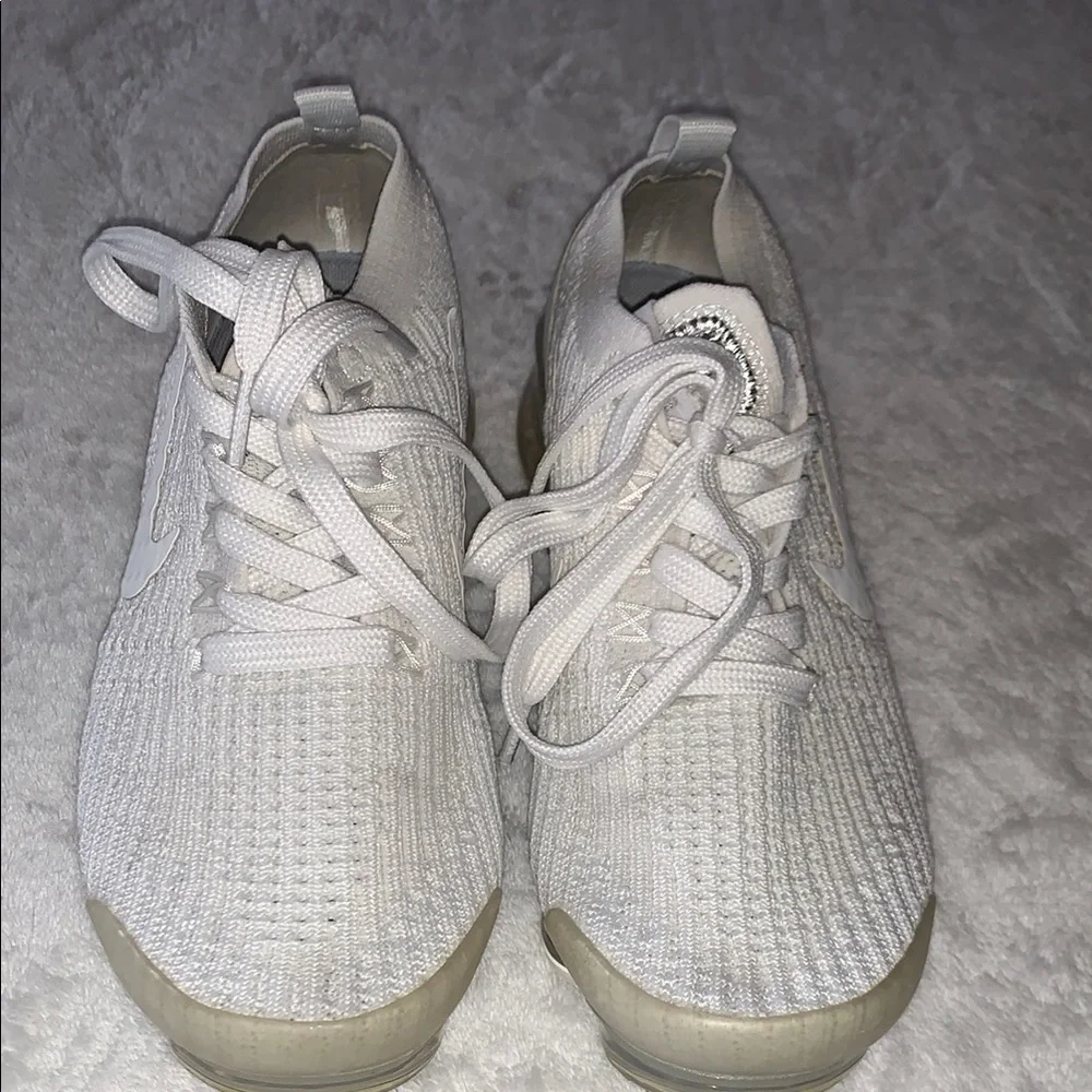 Gently Loved Women's Vapormax White Sneakers by Nike